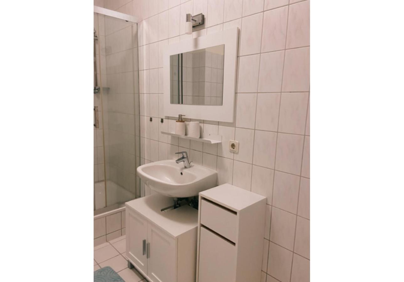 Historische Altbauwohnungen Im Zentrum Von Zwickau - Apolonialiving Extérieur photo
